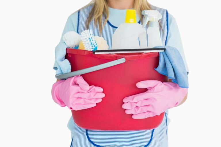 Best Cleaning Practices Prior To Painting. What Pros Say