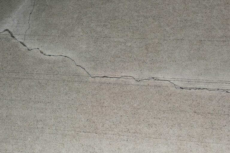 DIY Surface Repair For Cracks & Holes. What Pros Say