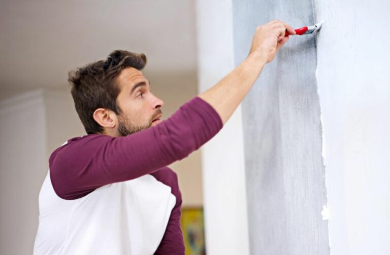 Tips For Taking Off Coverings Before Paint. What Pros Say